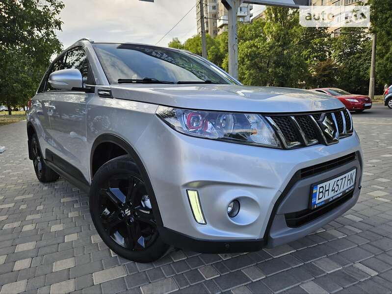 Suzuki Vitara s (2017)