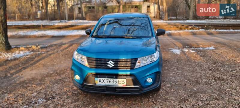 Suzuki Vitara (2023)