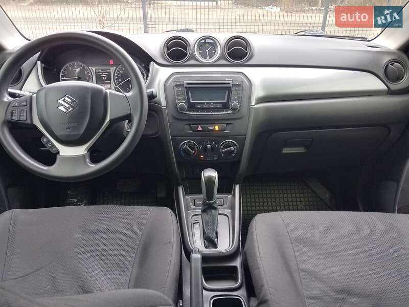 Suzuki Vitara (2017)