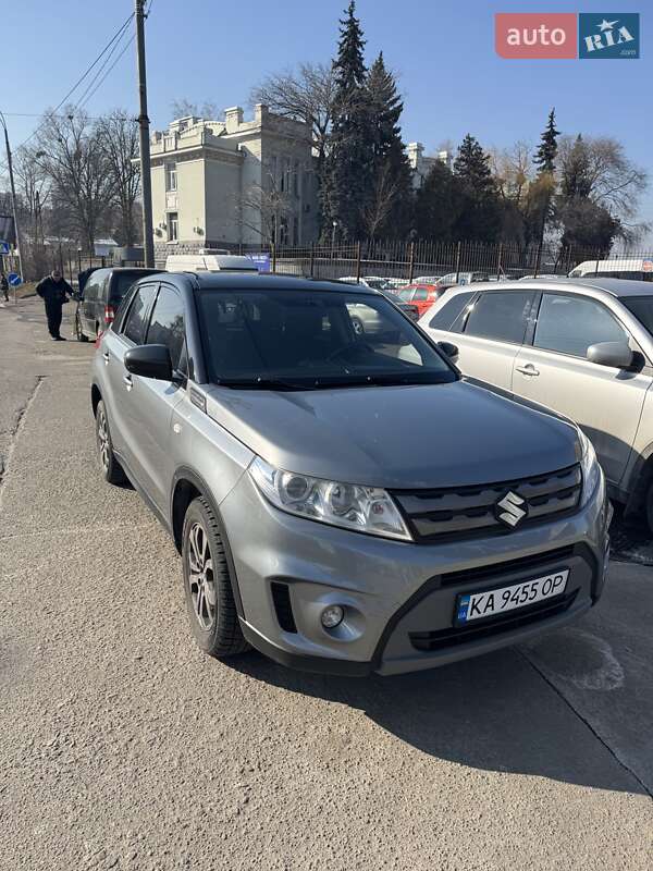 Suzuki Vitara (2017)