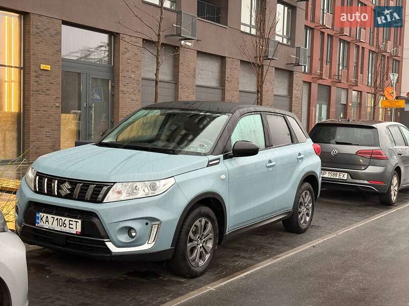 Suzuki Vitara (2022)