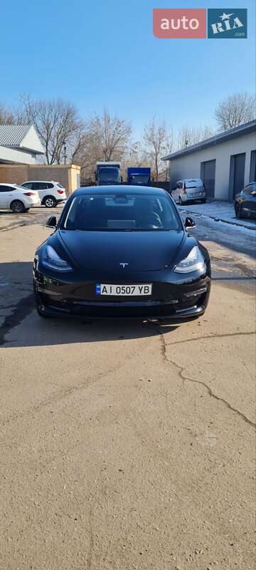 Tesla Model 3 (2020)