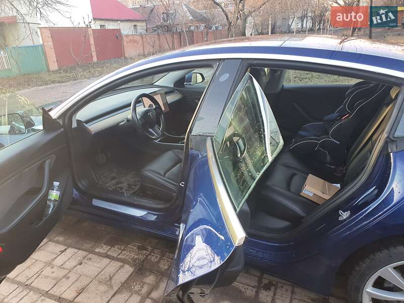 Tesla Model 3 (2018)