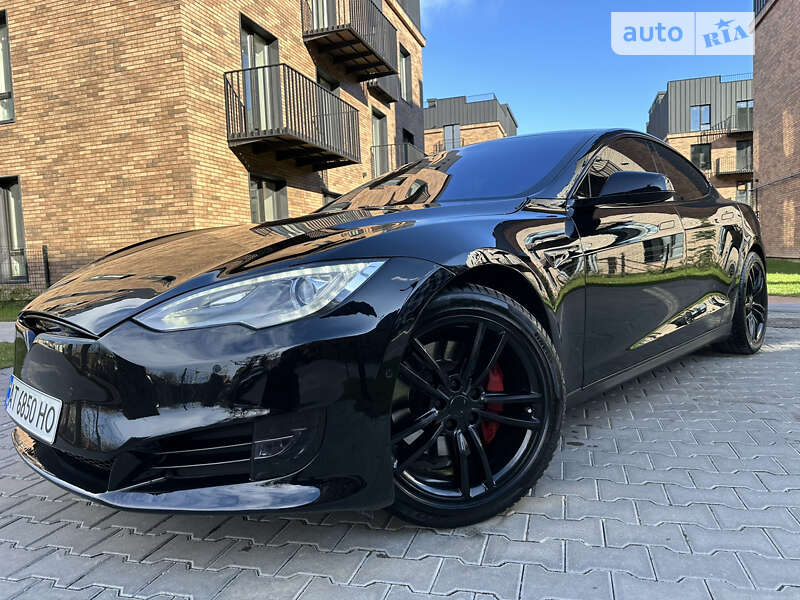 Tesla Model s (2014)