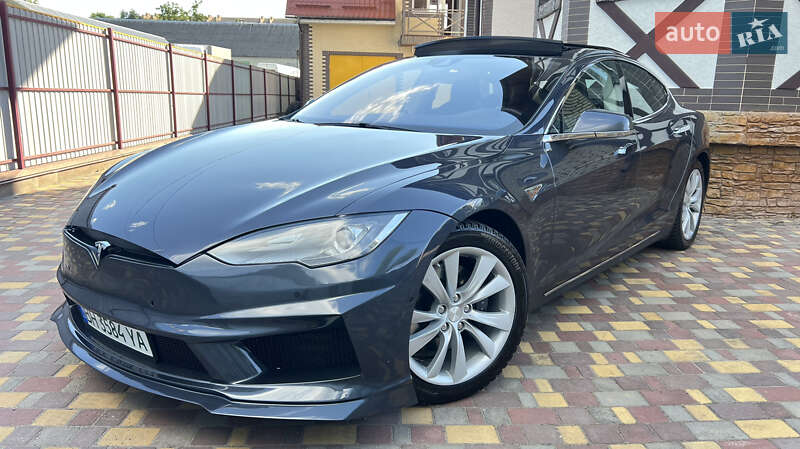 Tesla Model s (2014)