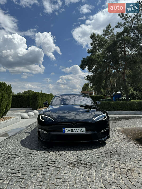 Tesla Model s (2022)