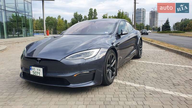 Tesla Model s (2022)
