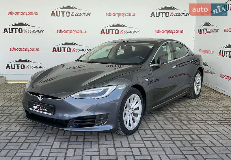 Tesla Model s (2017)