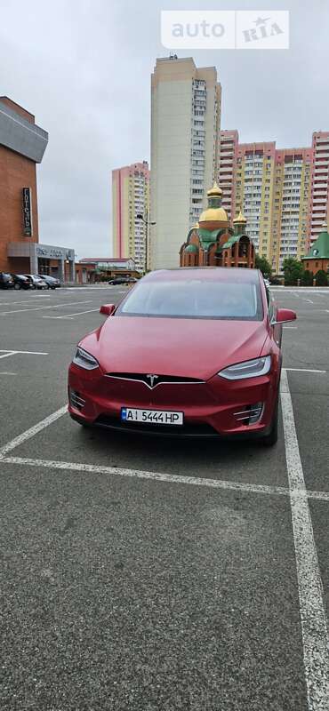 Tesla Model x (2018)