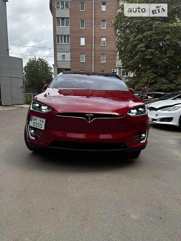 Tesla Model x (2017)