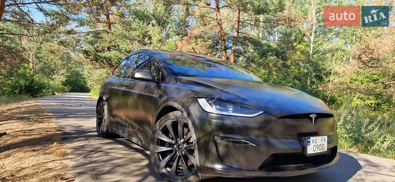 Tesla Model x (2022)