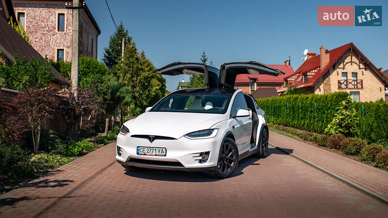 Tesla Model x (2019)