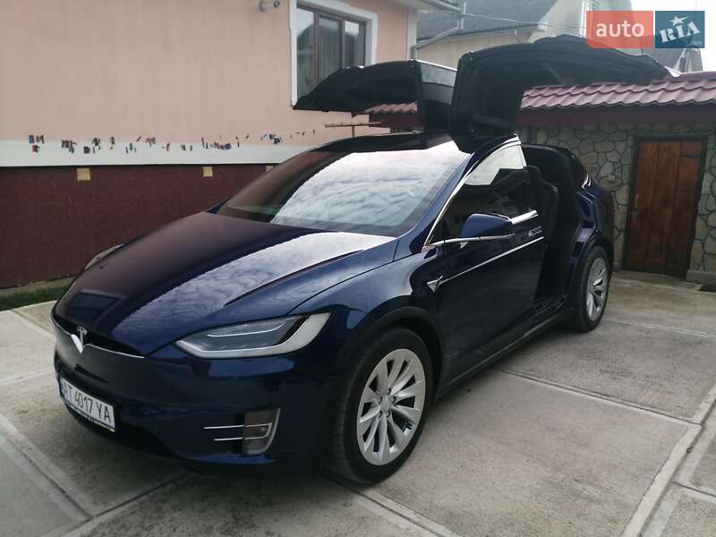 Tesla Model x (2018)