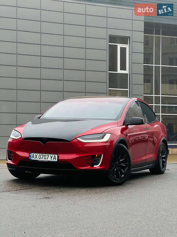 Tesla Model x (2017)