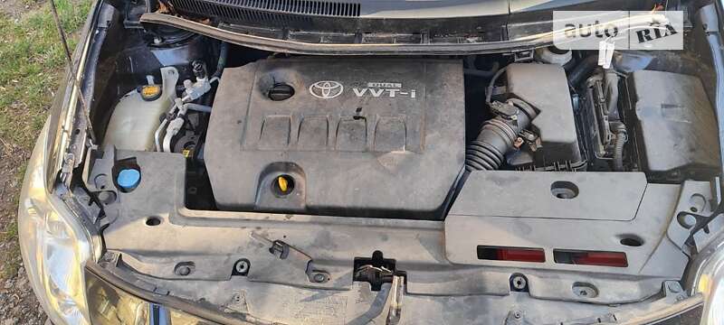 Toyota Auris (2008)