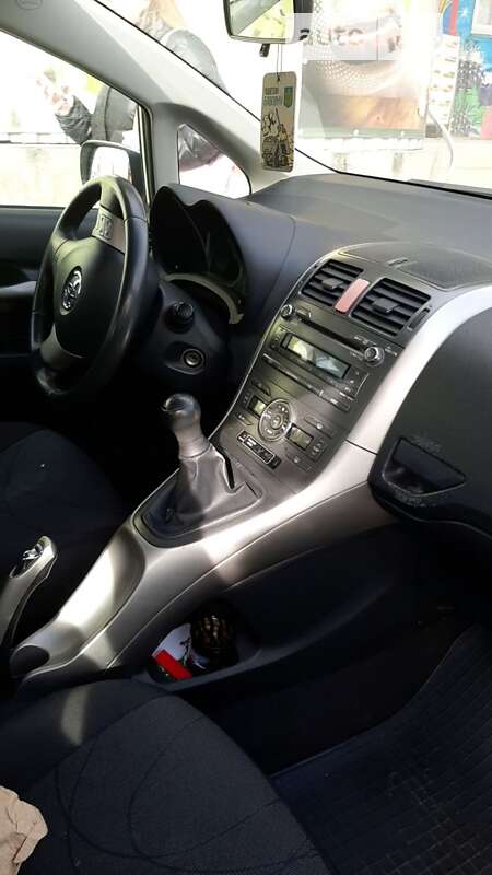 Toyota Auris (2007)