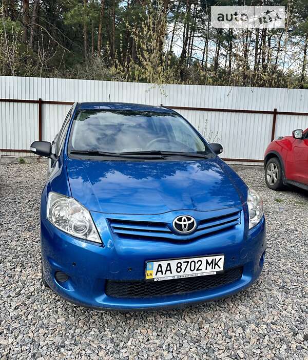 Toyota Auris (2012)