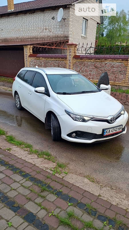 Toyota Auris (2016)