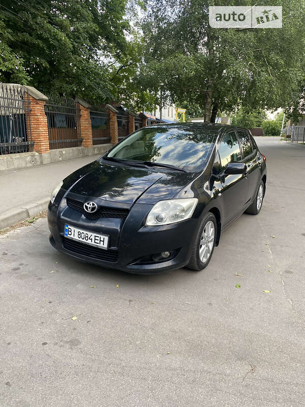 Toyota Auris (2007)