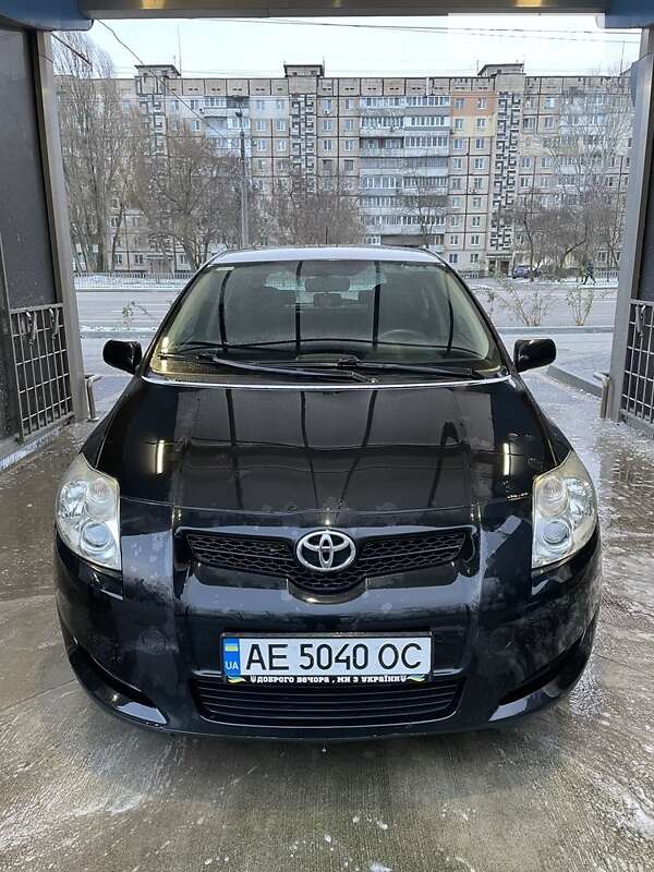 Toyota Auris (2008)