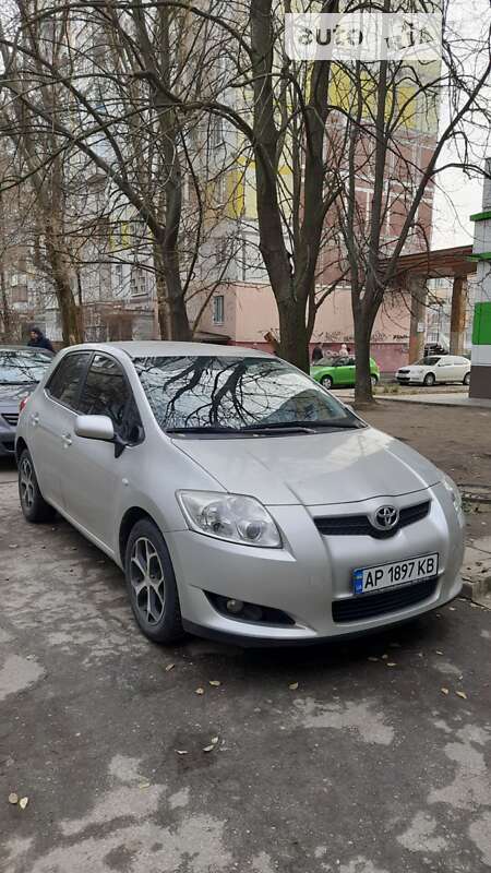 Toyota Auris (2008)