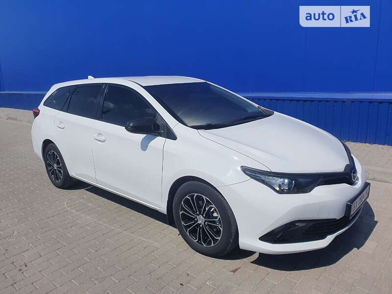 Toyota Auris (2015)