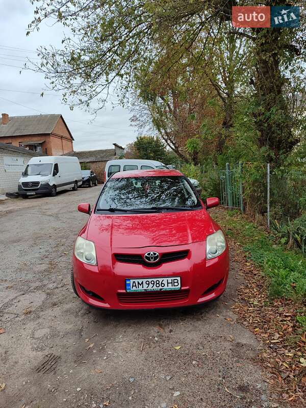 Toyota Auris (2007)