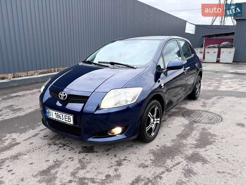 Toyota Auris (2007)