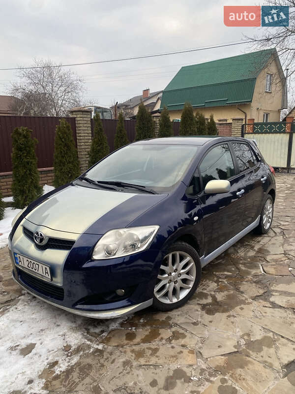 Toyota Auris (2008)