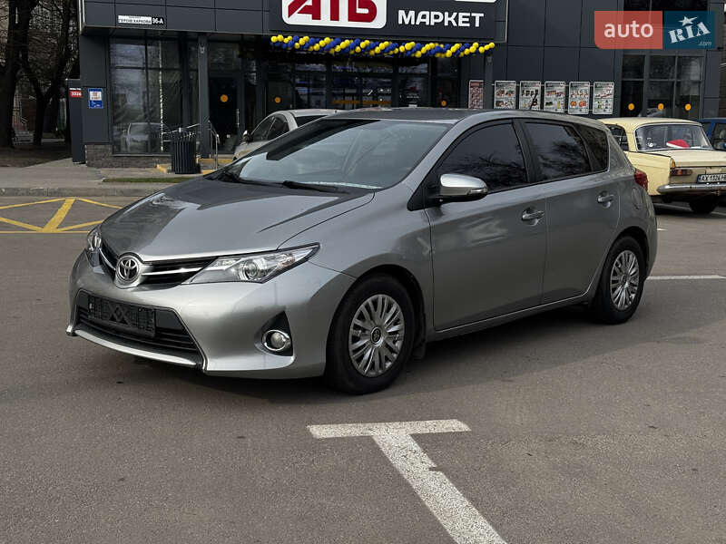 Toyota Auris (2015)