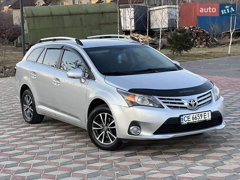 Toyota Avensis (2012)