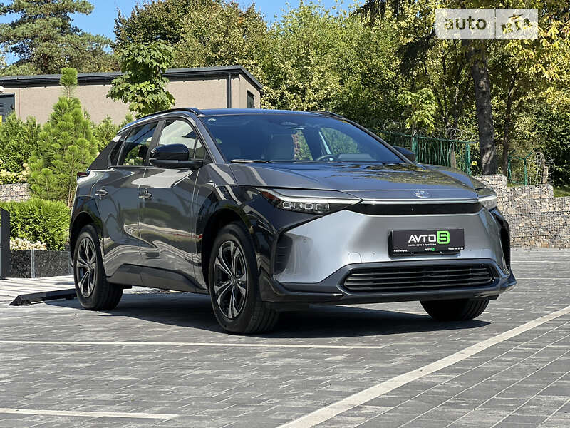 Toyota Bz4x (2023)
