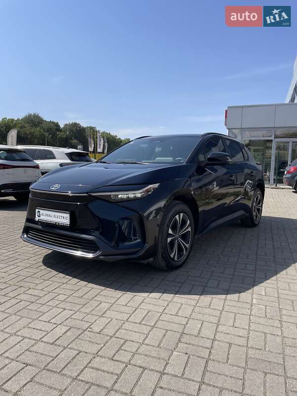 Toyota Bz4x (2022)