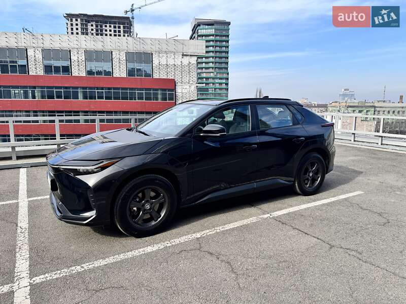 Toyota Bz4x (2022)