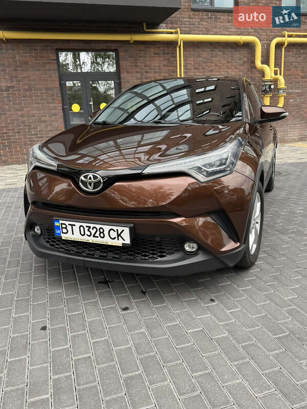 Toyota C-hr (2017)