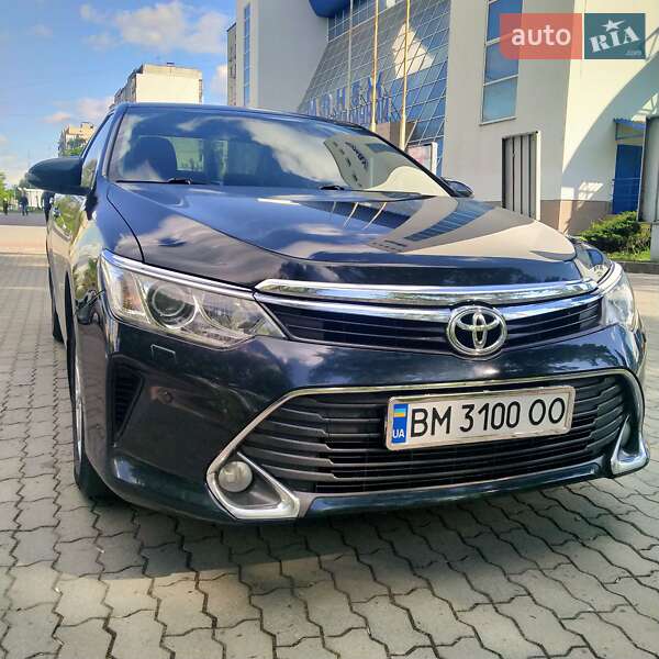 Toyota Camry (2014)