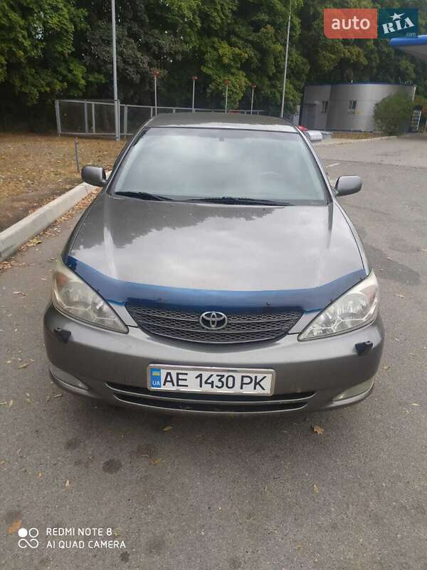 Toyota Camry (2003)