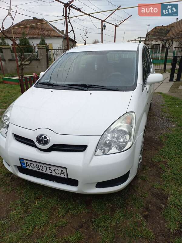 Toyota Corolla verso (2008)