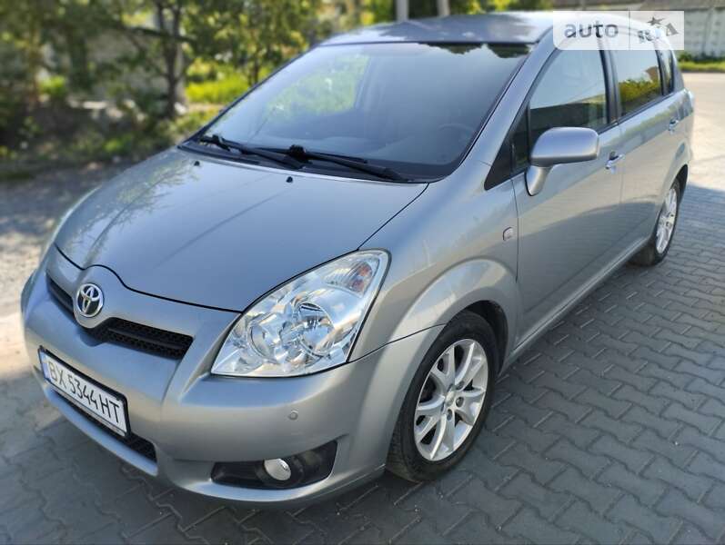 Toyota Corolla verso (2008)