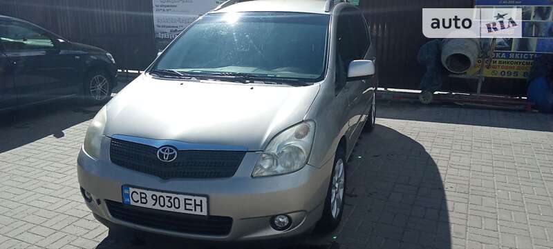 Toyota Corolla verso (2002)