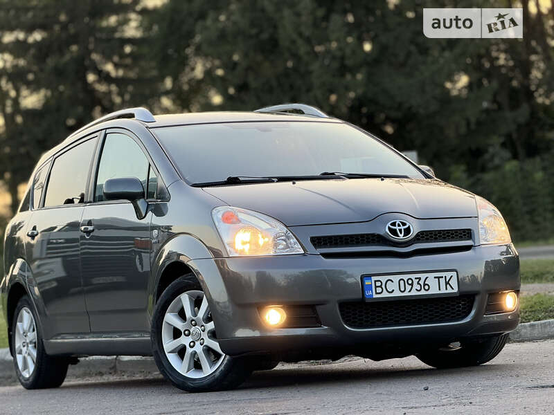 Toyota Corolla verso (2005)