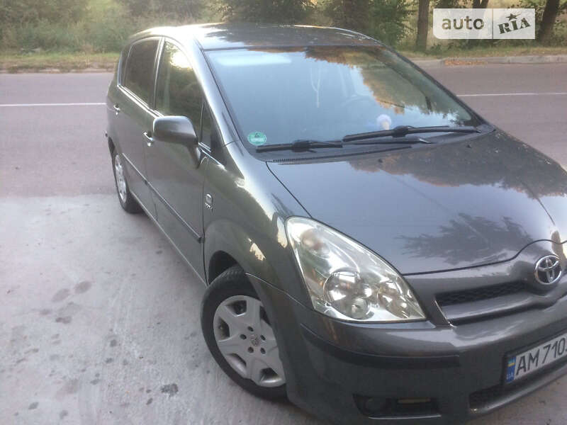 Toyota Corolla verso (2004)