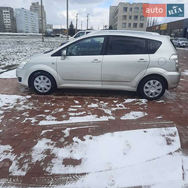 Toyota Corolla verso (2008)