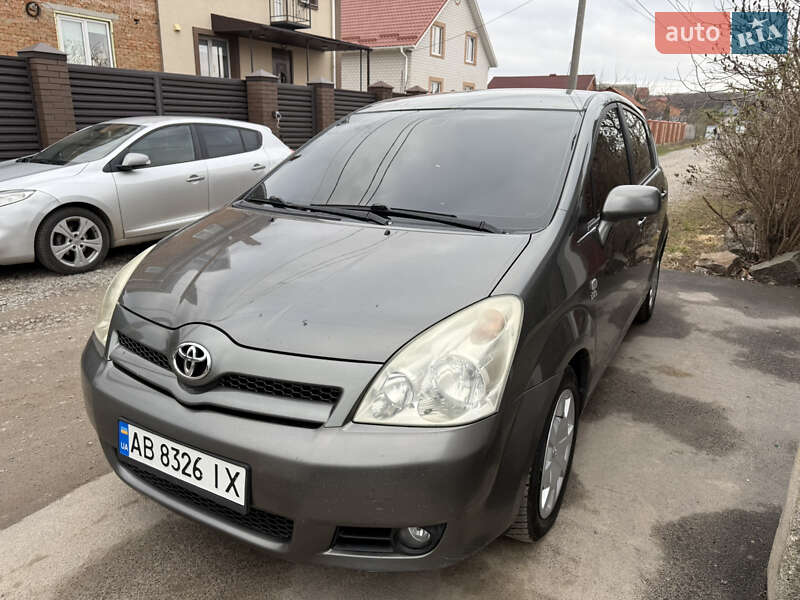 Toyota Corolla verso (2004)