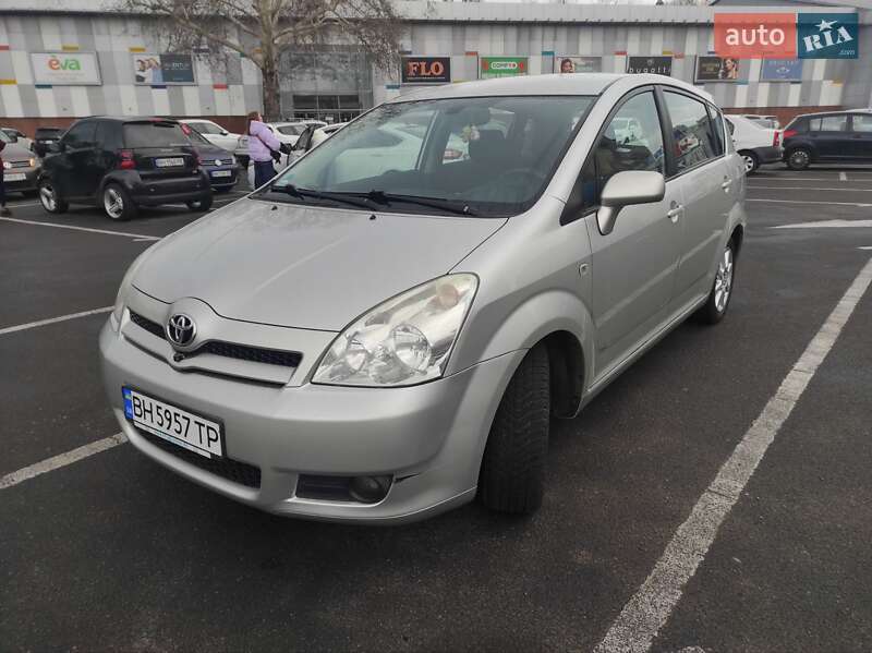 Toyota Corolla verso (2006)