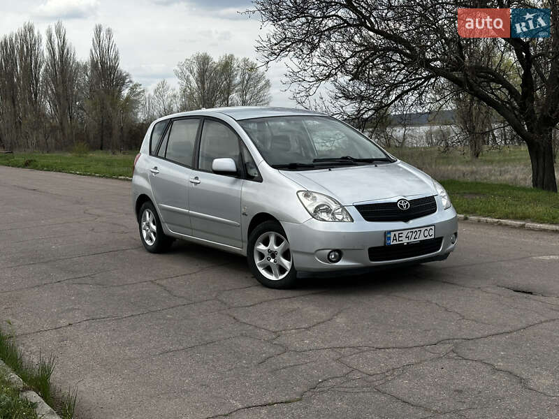 Toyota Corolla verso (2003)