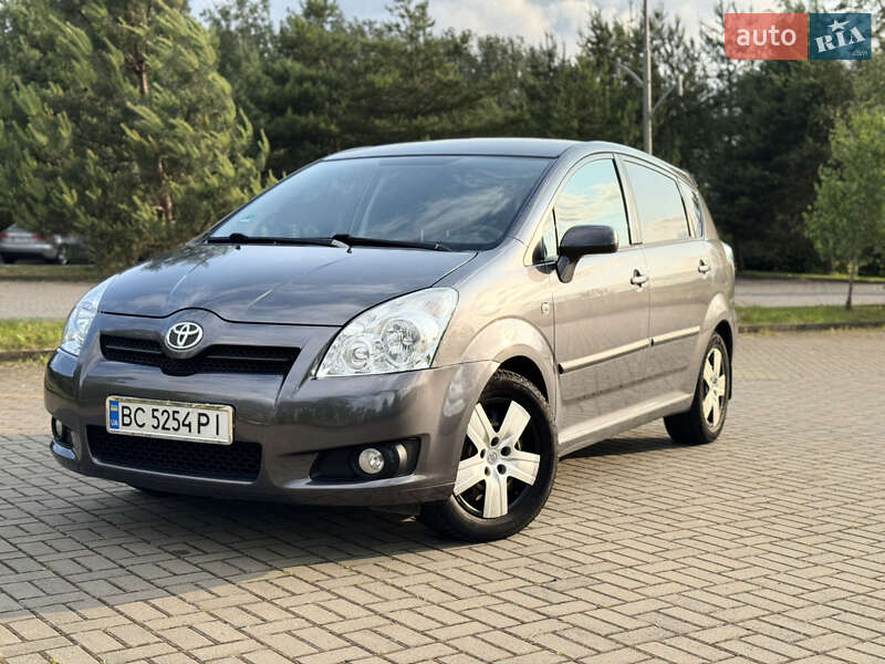Toyota Corolla verso (2007)