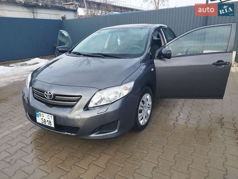 Toyota Corolla (2010)