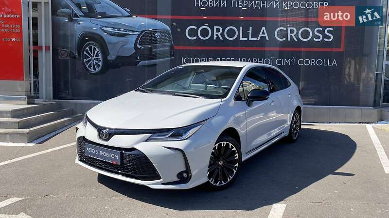 Toyota Corolla (2023)
