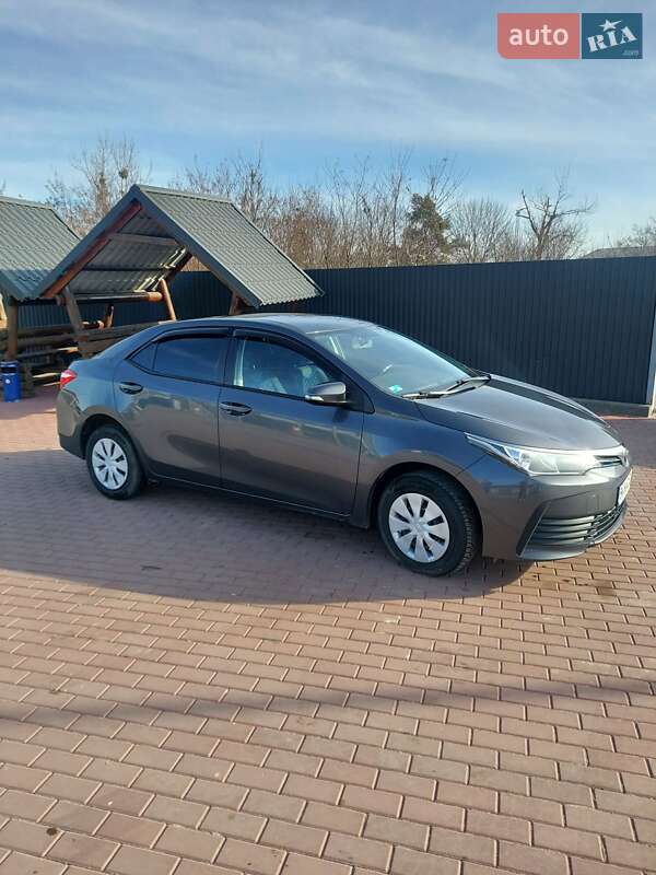 Toyota Corolla (2017)